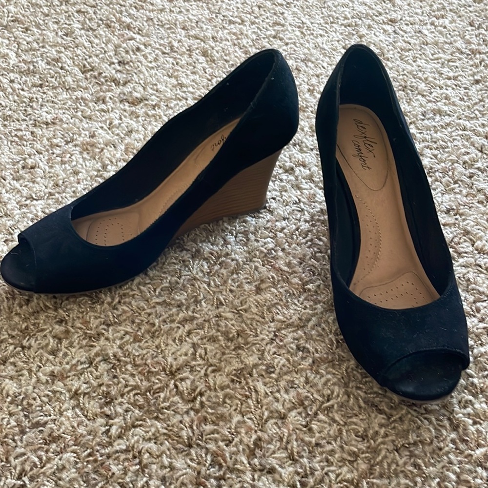 Dexflex Comfort black peep-toe black high heels, size 10 suede